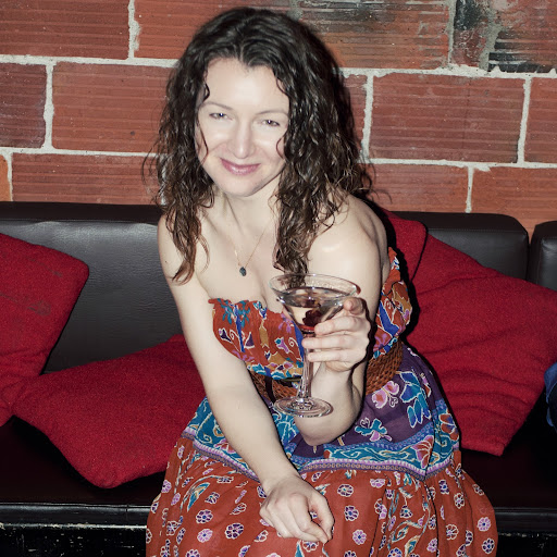 Laura Lowery Photo 30