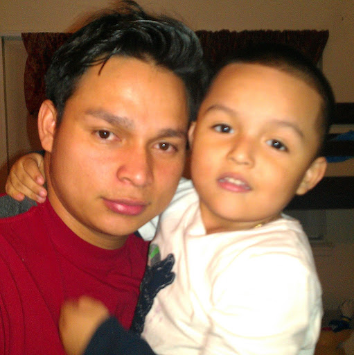 Erick Chavarria Photo 21