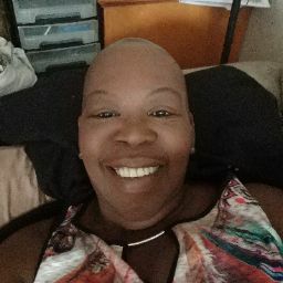 Traci Givens Photo 14