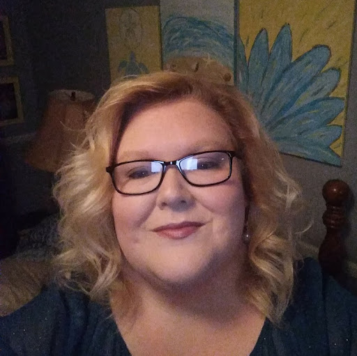 Jennifer Poindexter Photo 20