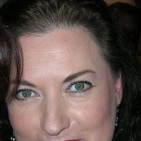 Tracie Holland Photo 7