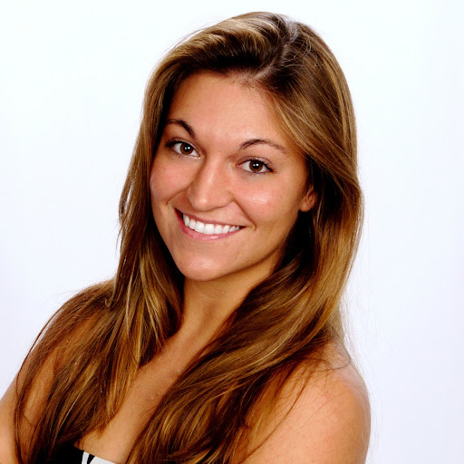 Samantha Robinson Photo 17