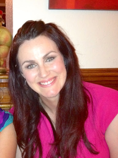 Julie Ferris Photo 16