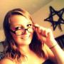 Elizabeth Nicholson Photo 34