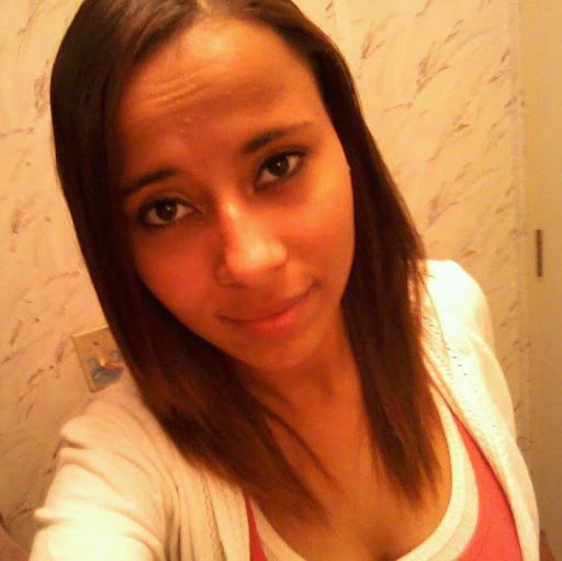 Mandy Blake Photo 16