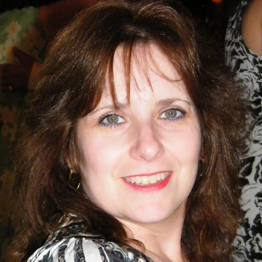 Susan Fernandez Photo 30