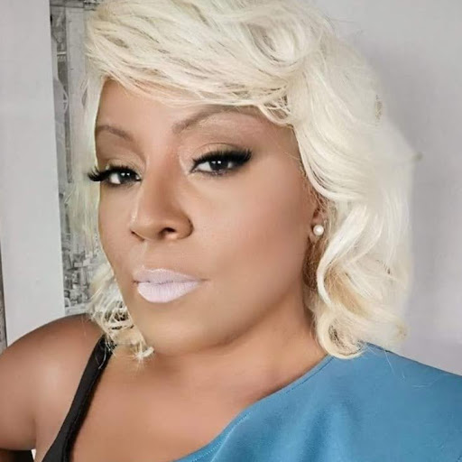 Pamela Knight Photo 26