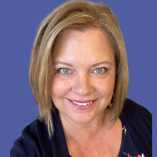 Michele Peterson Photo 37