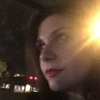 Julie Leach Photo 19