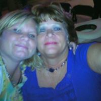 Julie Guest Photo 17