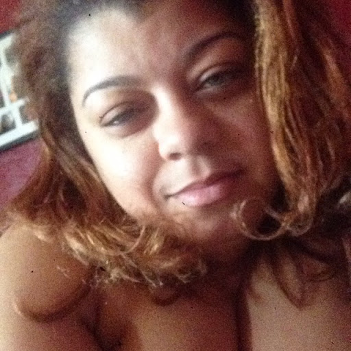 Jennifer Quinones Photo 21