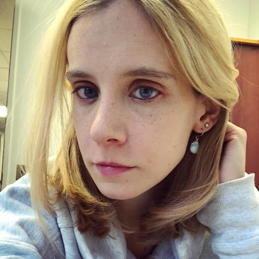 Elizabeth Benson Photo 6