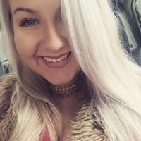 Sarah Deines Photo 5