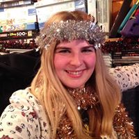 Holly Irwin Photo 18