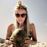 Julie Martens Photo 21