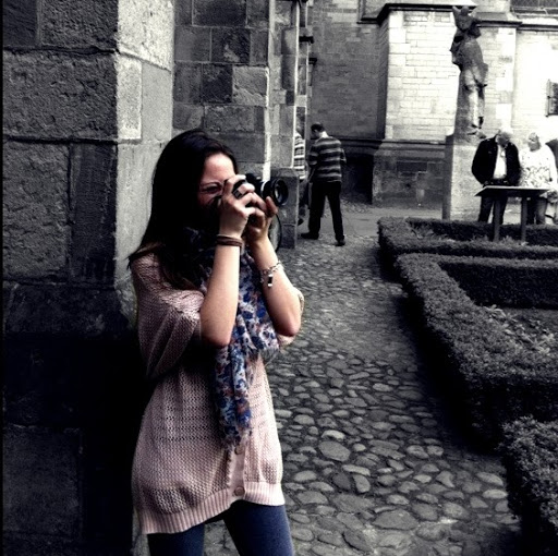 Sara Martin Photo 13