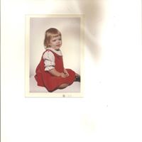 Kellie Holland Photo 18