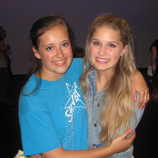 Annie Lowe Photo 27 Annie Lowe Photo 27