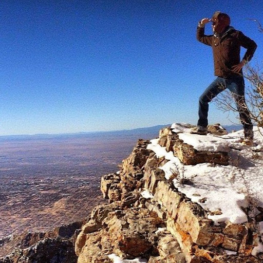 Stephen Lindquist Photo 15