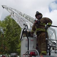 Richard Riddle Photo 34