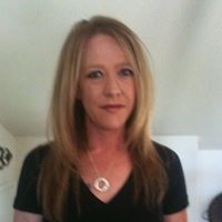 Julie Webber Photo 10