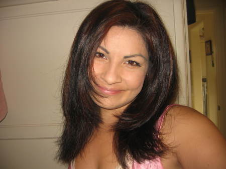 Michelle Hernandez Photo 39