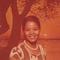 Gloria Flagg Photo 2