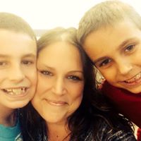 Julie Bergeron Photo 39