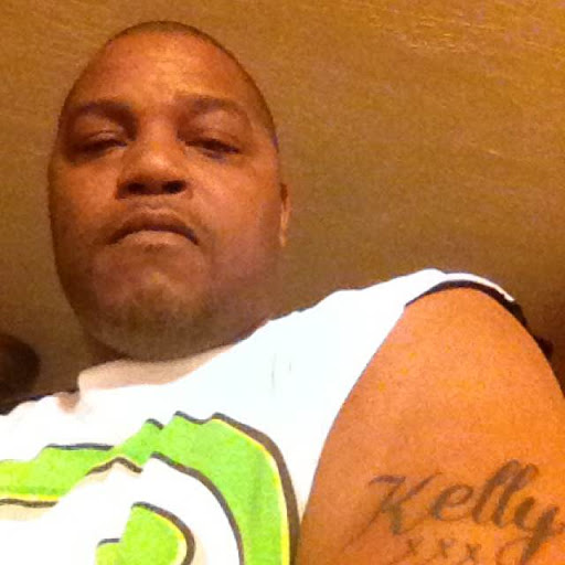 Julian Nelson Photo 15