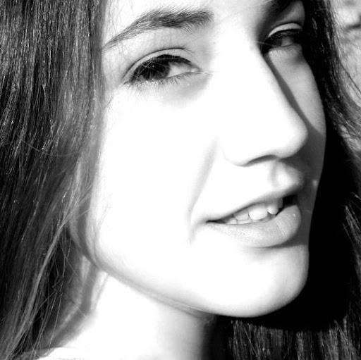 Ana Delgado Photo 48
