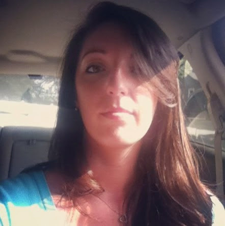 Laura Sinclair Photo 10