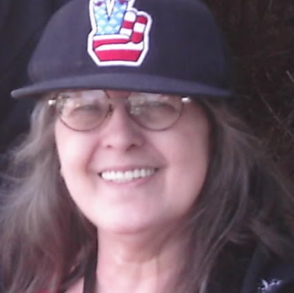 Cindy Douglas Photo 27