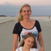 Kristine Warner Photo 25