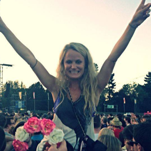 Beth Casey Photo 16
