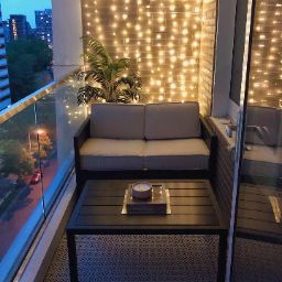 Julia Fuller Photo 19