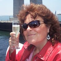 Lisa Reichelt Photo 8