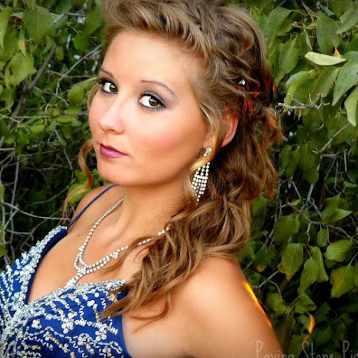 Julia Blackburn Photo 10