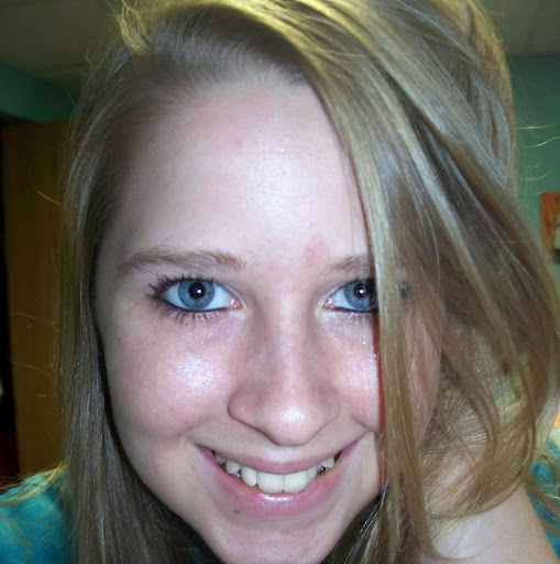 Allison Cook Photo 16