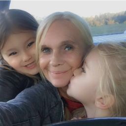 Christy Harper Photo 36