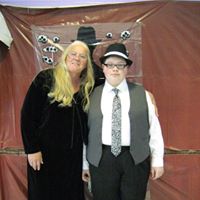 Teresa Earls Photo 8