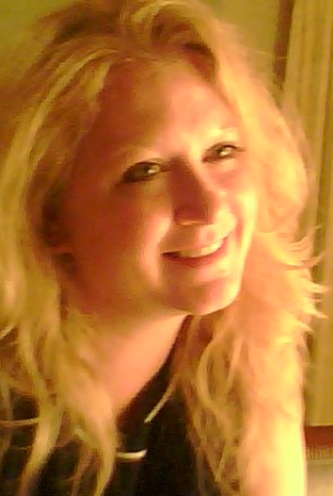 April Stevens Photo 24