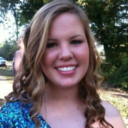 Haley Howell Photo 8