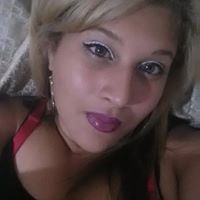 Elizabeth Cortes Photo 32