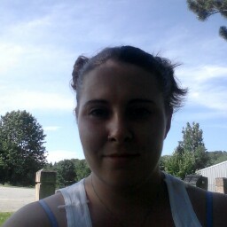 Sarah Viles Photo 11