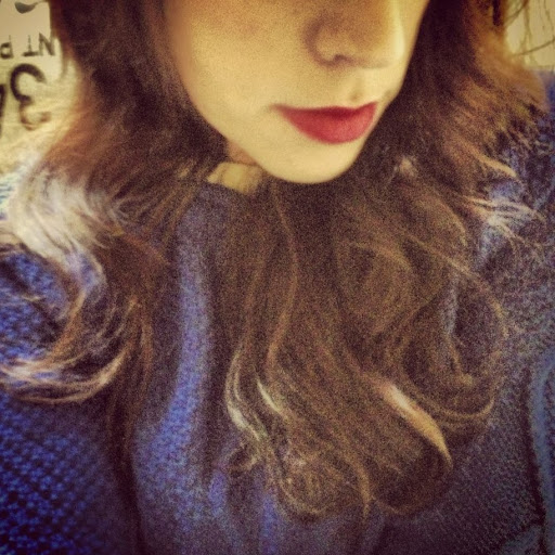 Laura Hall Photo 38