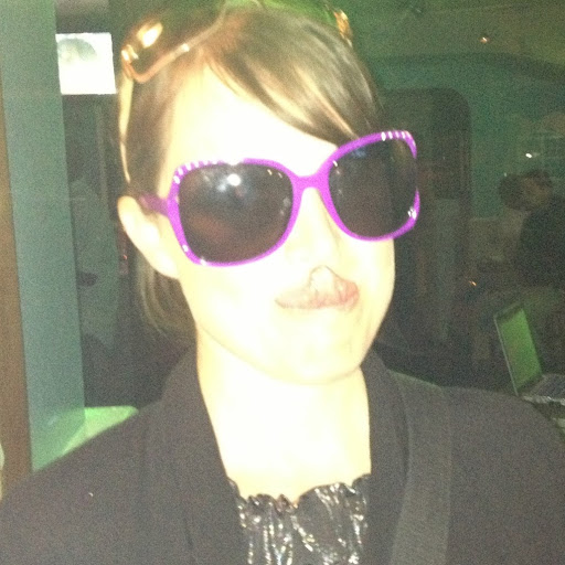 Angela Draper Photo 20