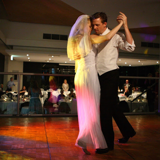 Tracey Garrett Photo 7