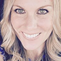 Michelle Covert Photo 17