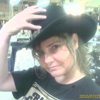 Angela Reeves Photo 43