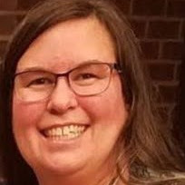 Rebecca Sheehan Photo 17